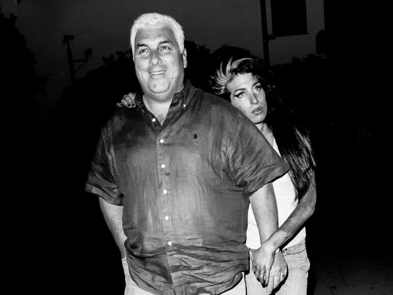 amy-winehouses-dad-loses-court-fight-over-auctioned-belongings