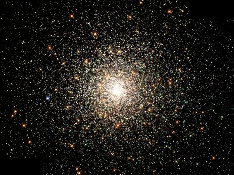 study-links-biggest-black-holes-to-repeated-cosmic-collisions
