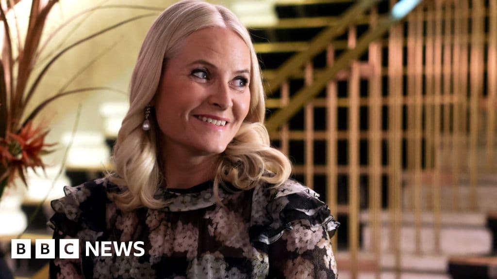 norways-crown-princess-on-lung-transplant-waiting-list-palace-says