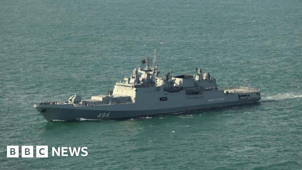 russian-warship-fires-warning-shots-near-uk-registered-yacht-in-channel