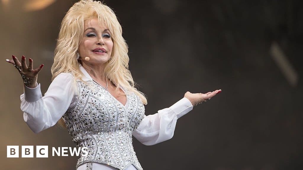 festival-honouring-dolly-parton-set-for-nashville-and-london