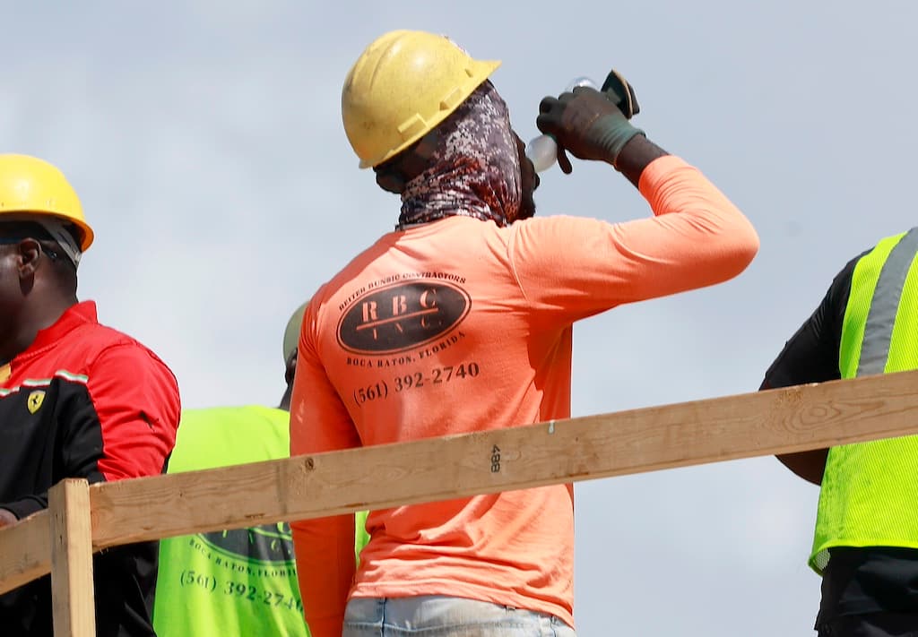 workers-dont-have-to-die-in-the-heat