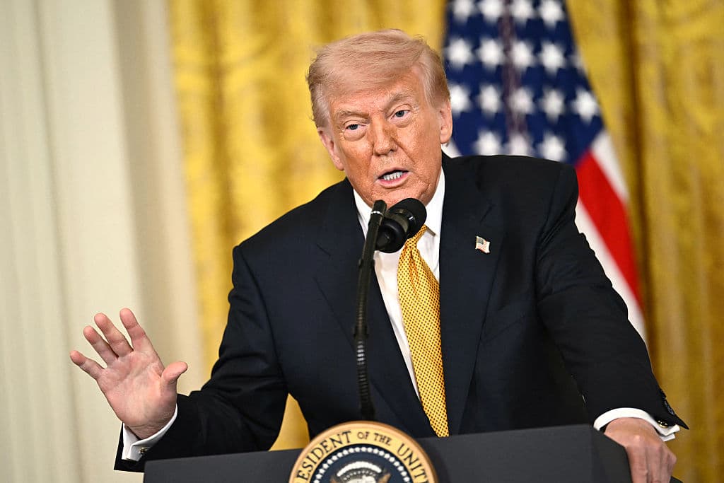 trump-wants-wall-street-to-manage-your-retirement
