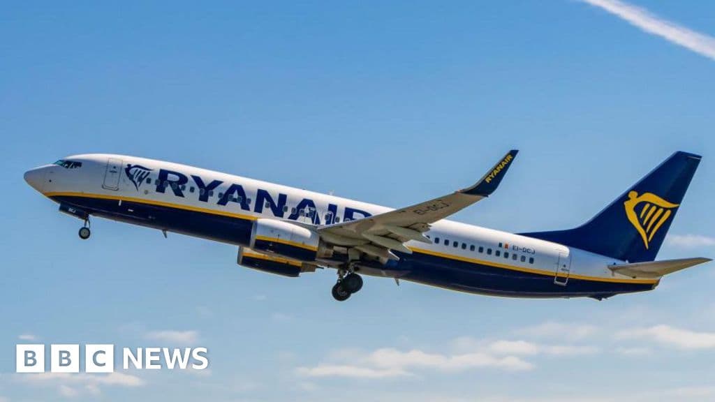 man-nearly-sucked-out-of-window-mid-air-on-ryanair-plane-passengers-say