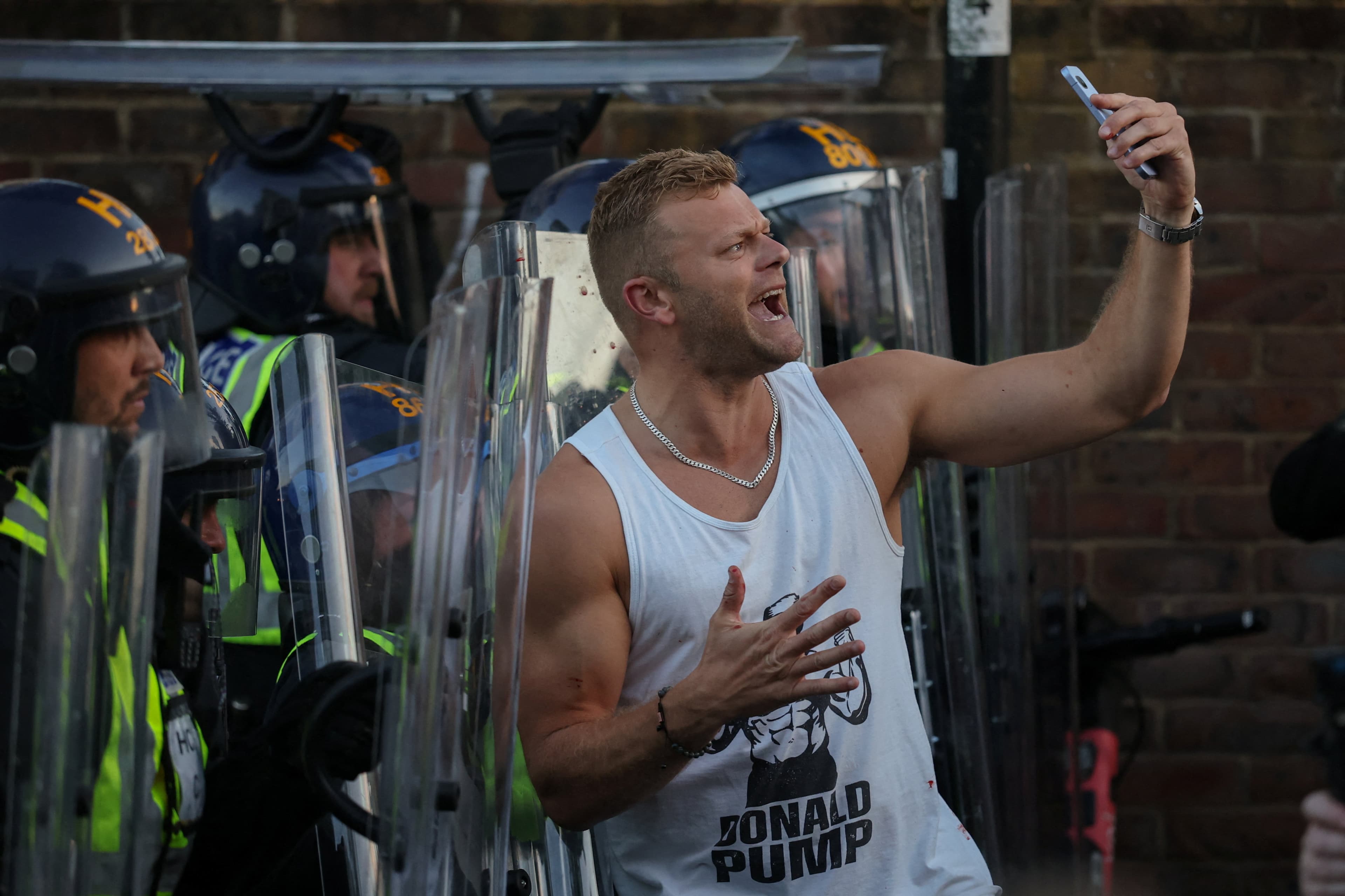 nazi-salutes-sikhs-abused-tensions-grip-uk-after-henry-nowaks-murder